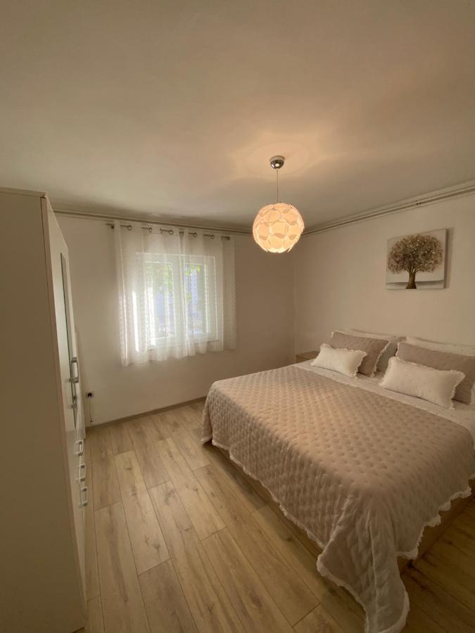 Comfy Apartment In A Quiet Neighborhood Šibenik Buitenkant foto